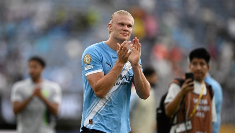 Manchester City's Erling Haaland acknowledges fans in the stands after the Club World Cup Group G soccer match against Juventus, Friday, June 27, 2025 in Orlando, Fla.